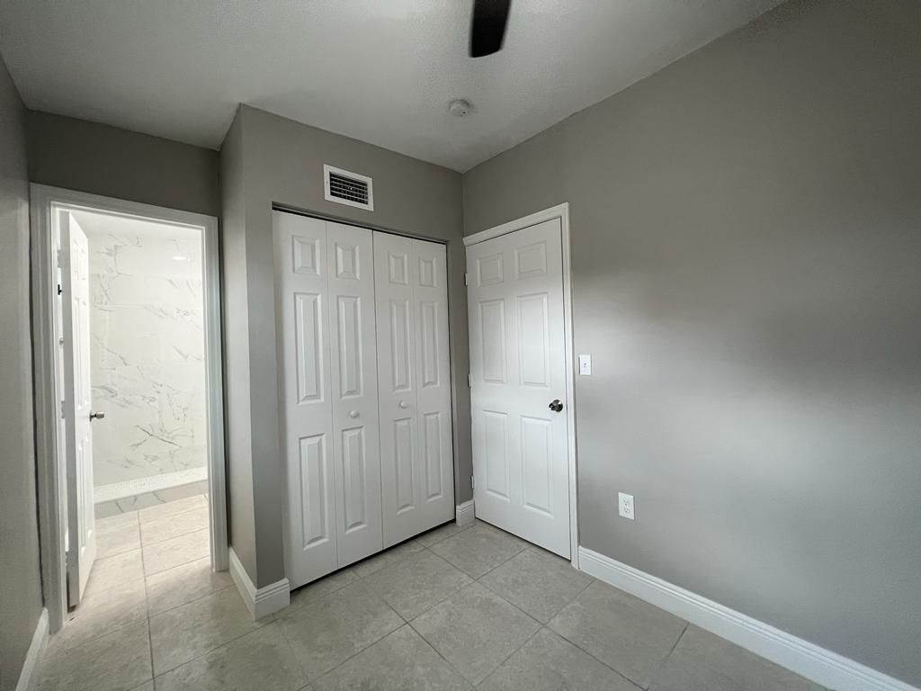 3990 Plum Tree Drive, Lake Worth, FL 33462 Photo
