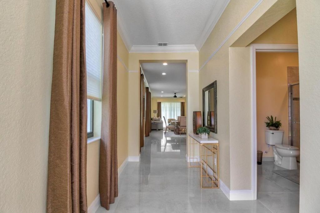 220 SE Via Visconti, Port Saint Lucie, FL 34952 Photo