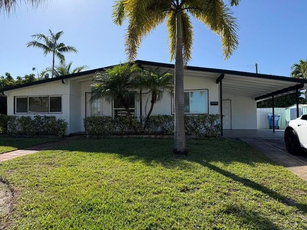 1014 W Drew Street, Lantana, FL 33462