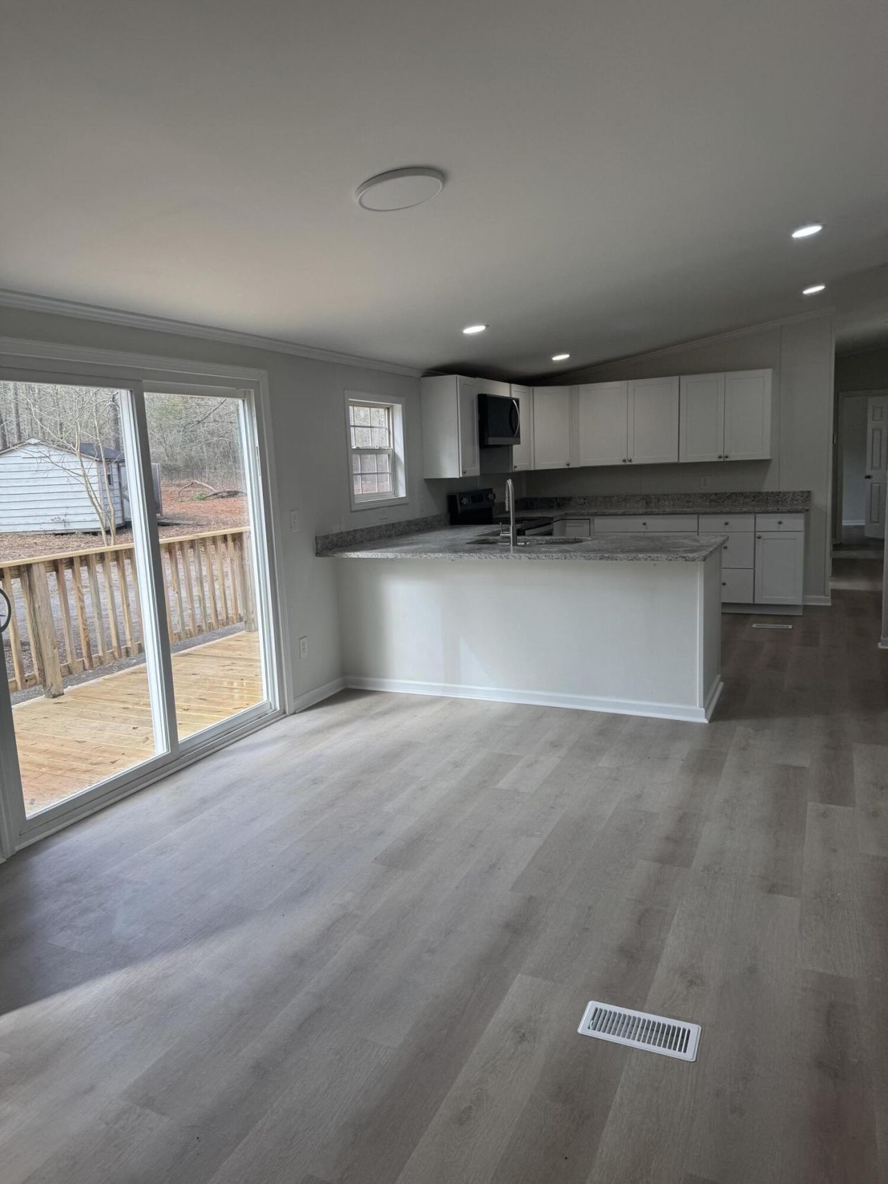 481 Butler Drive Photo 4