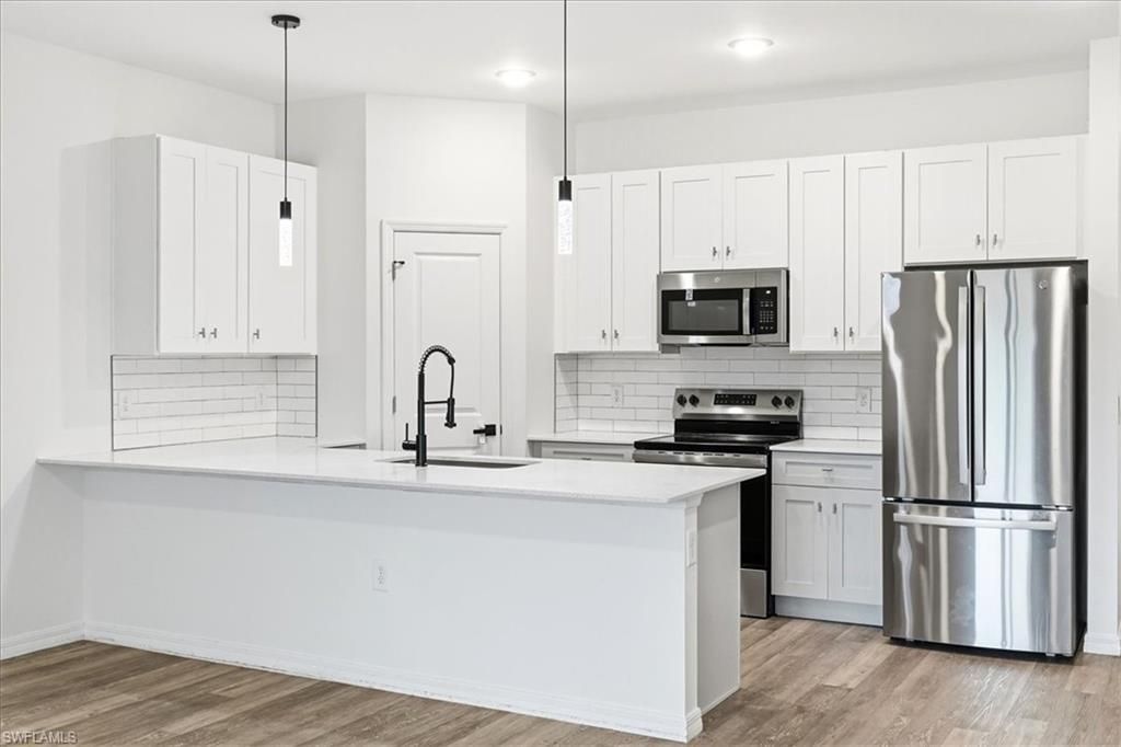 2530/2532 NW 31st Ave, Cape Coral, FL 33993 Photo