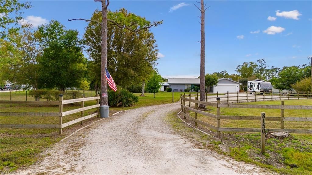 8150 Dosonte Ln, North Fort Myers, FL 33917 Photo