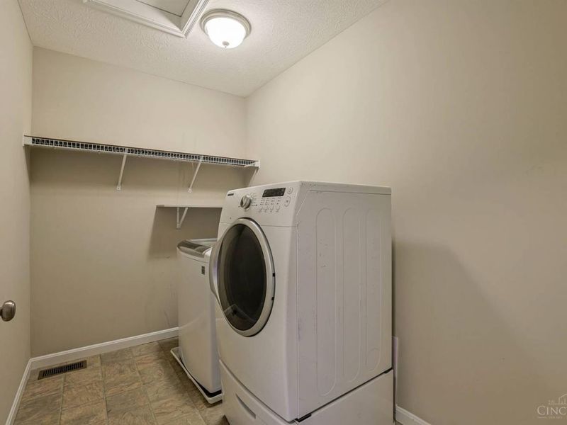 1123 Carrington Place, Hamilton Twp, OH 45039 Photo 33