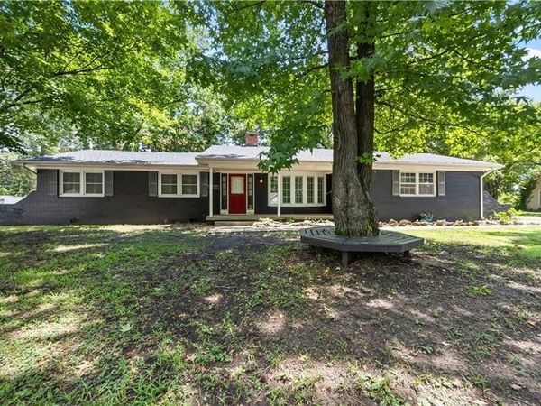 100 N Lincoln Street, Erie, KS 66733