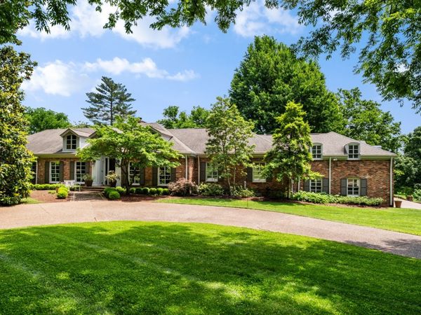 140 Brook Hollow Rd , Nashville, TN 37205
