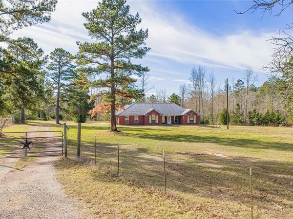 5354 County Road 462, Henderson, TX 75654