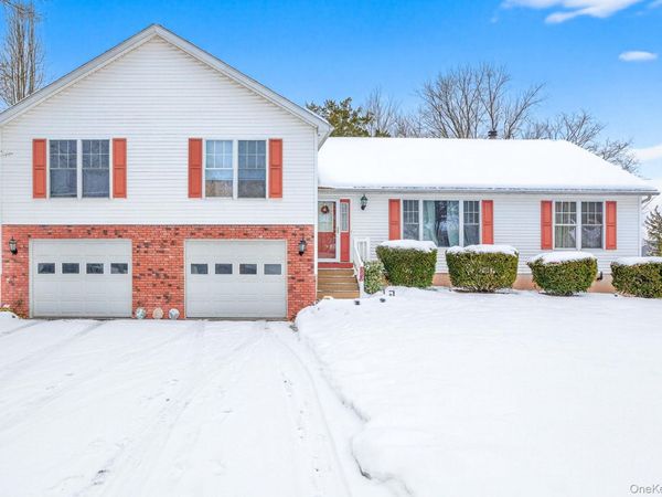 162 Hilltop Drive , Hurley, NY 12443