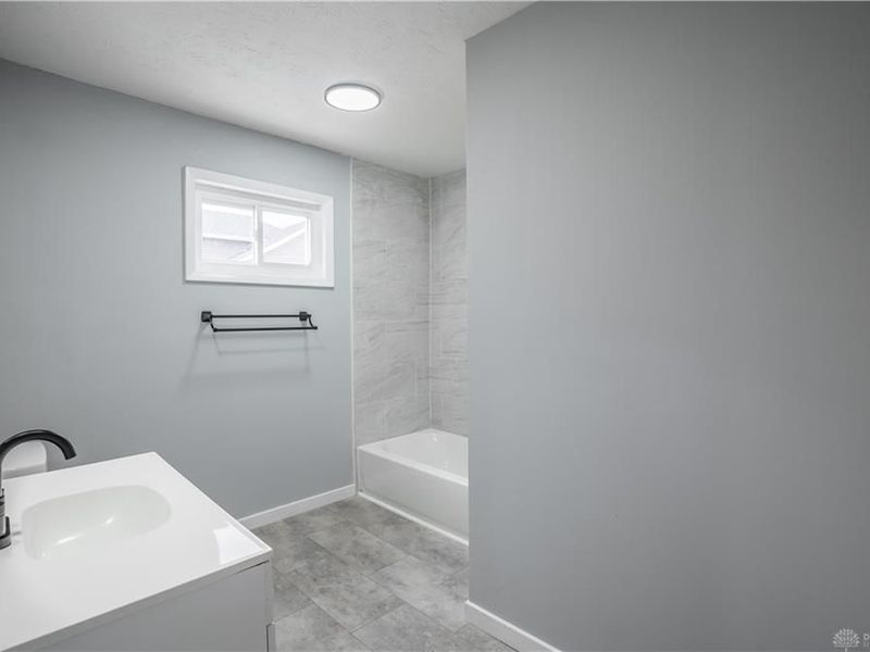 4 W Cross Street, Laura, OH 45337 Photo 20