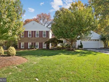 1507 LAUREL HILL ROAD, VIENNA, VA 22182