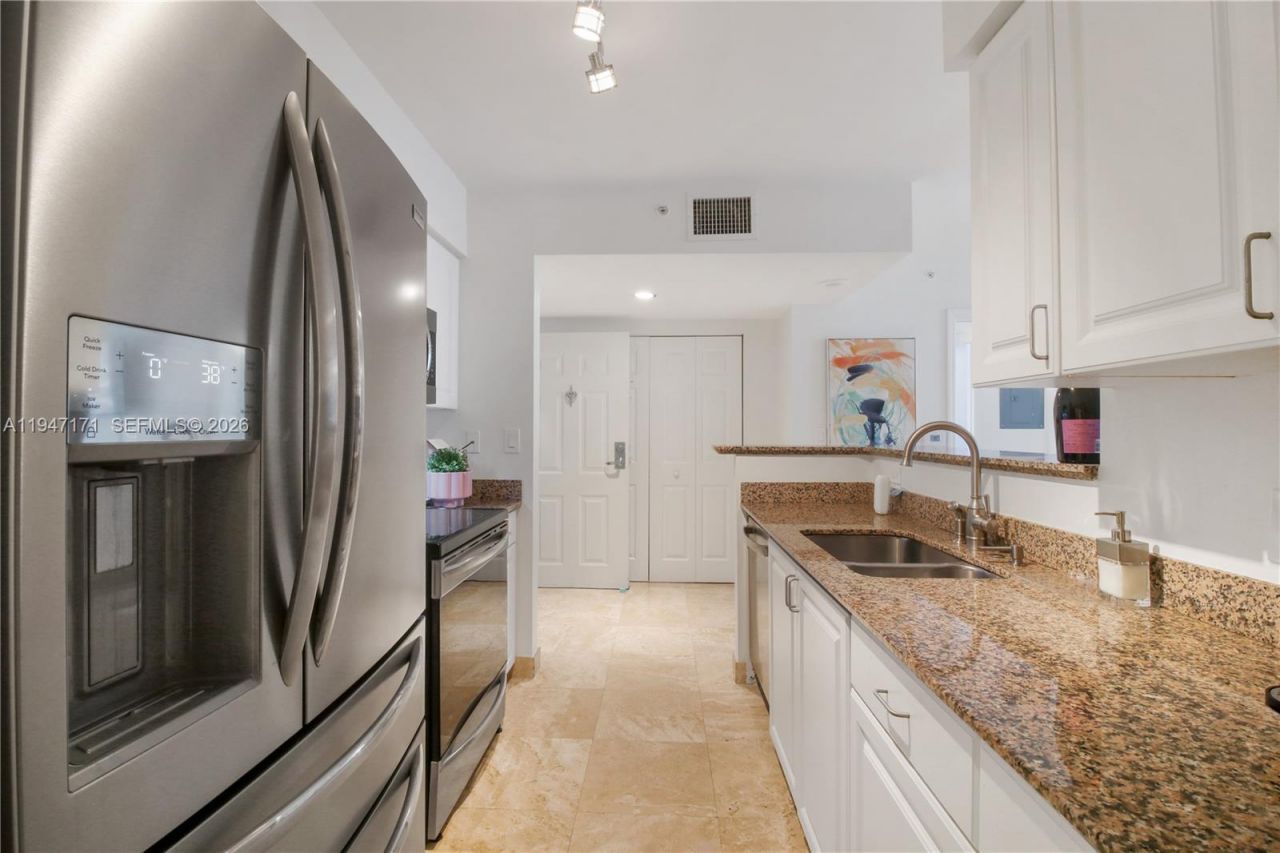 1155 S Brickell Bay Dr , Unit 805, Miami, FL 33131 Photo