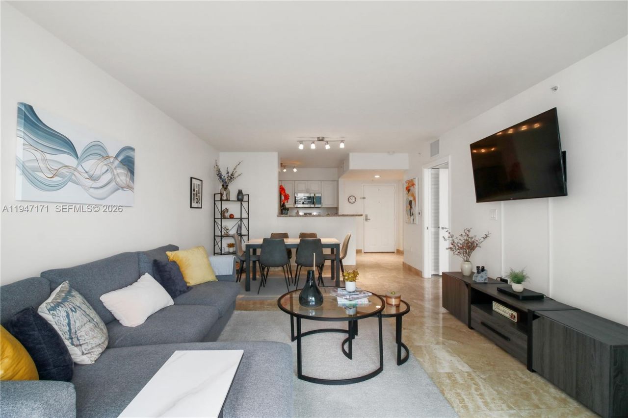 1155 S Brickell Bay Dr , Unit 805, Miami, FL 33131 Photo