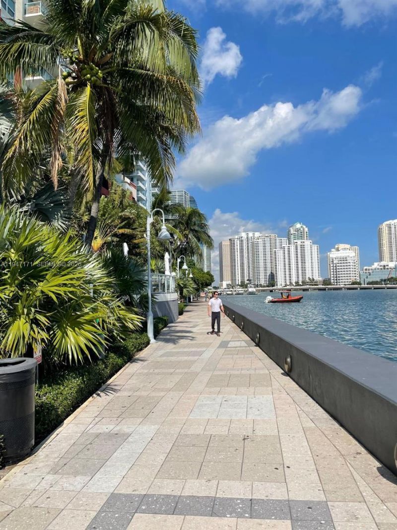 1155 S Brickell Bay Dr , Unit 805, Miami, FL 33131 Photo