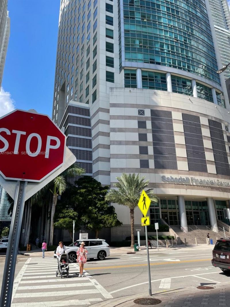 1155 S Brickell Bay Dr , Unit 805, Miami, FL 33131 Photo