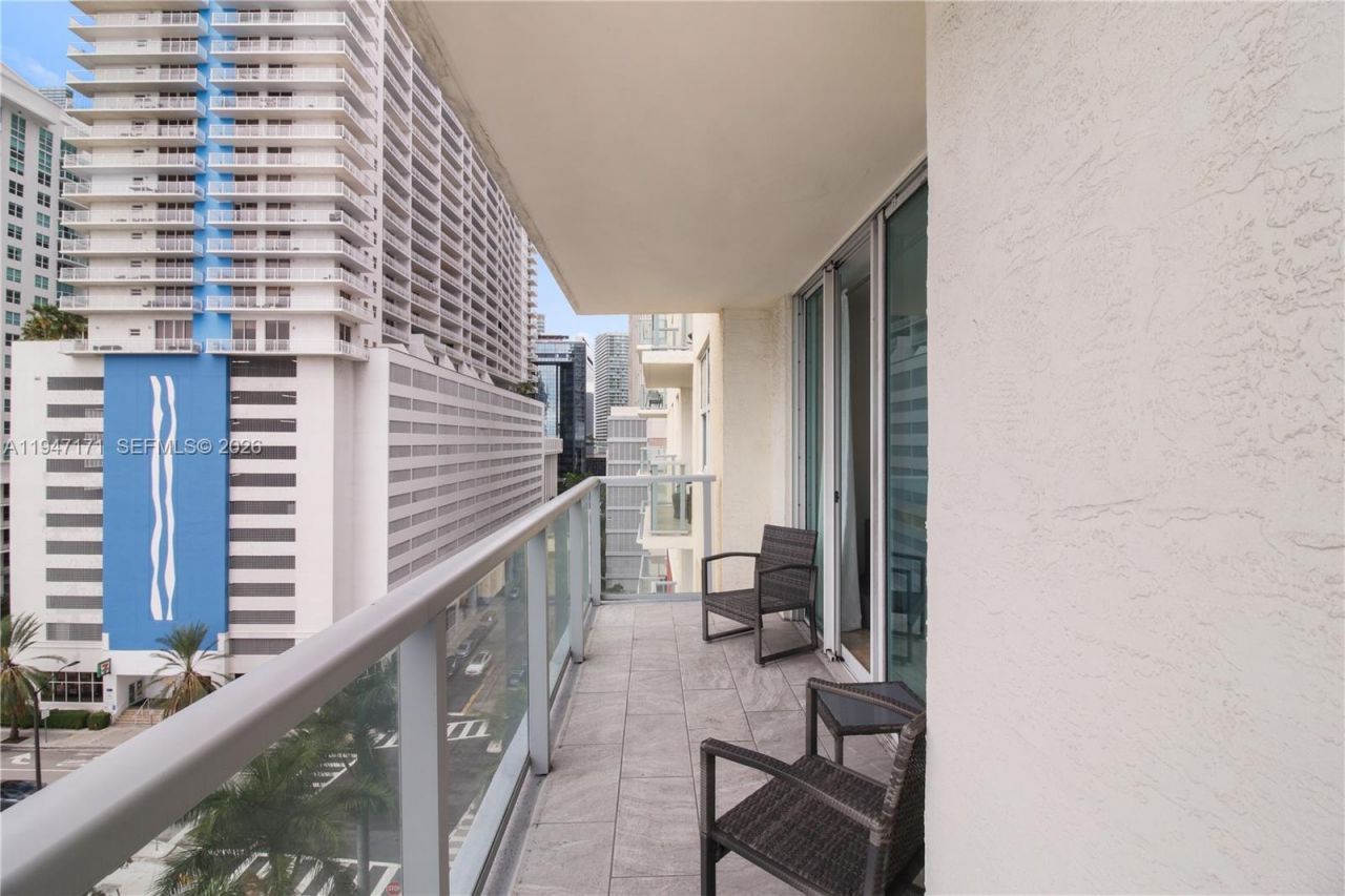 1155 S Brickell Bay Dr , Unit 805, Miami, FL 33131 Photo
