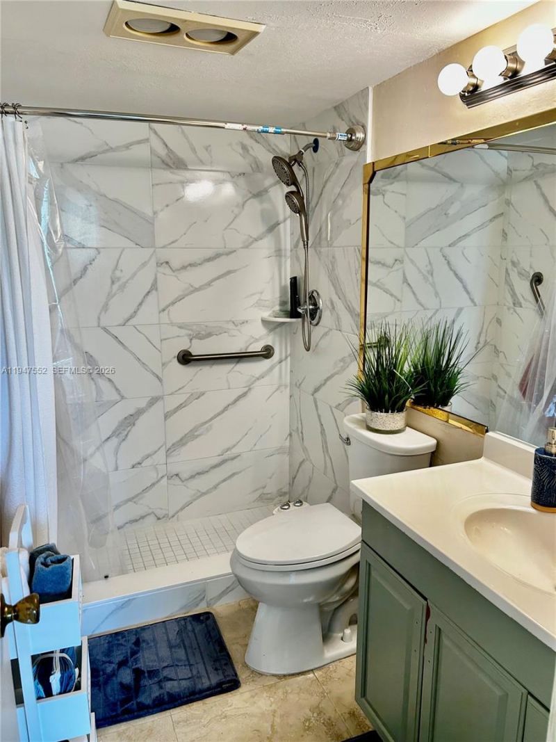 411 S Hollybrook Dr, Unit 105, Pembroke Pines, FL 33025 Photo