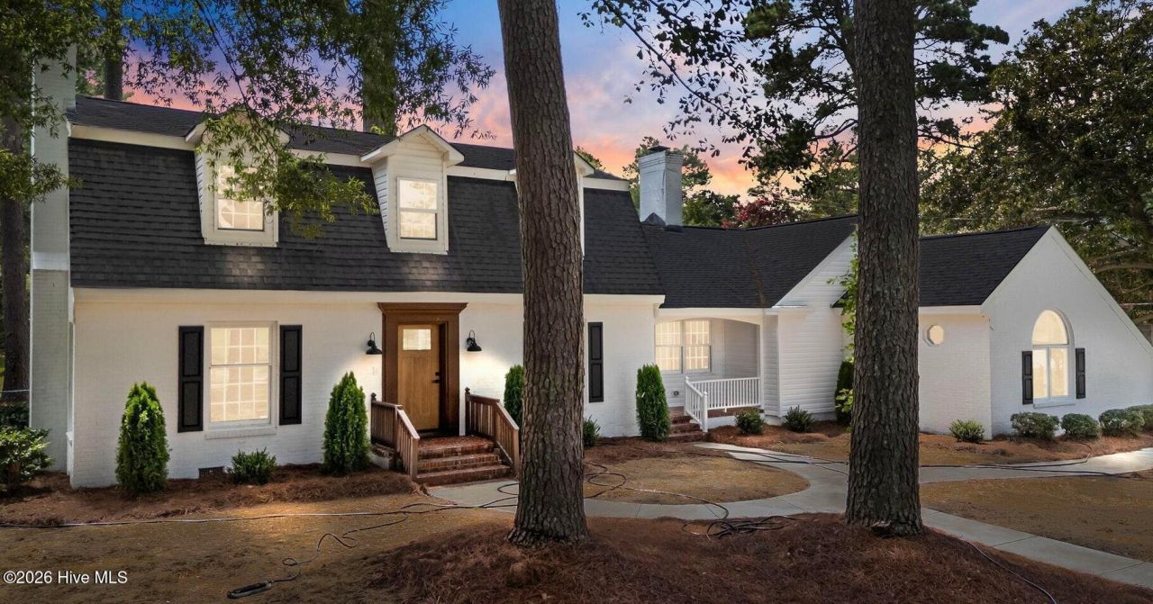 909 Parkside Drive Nw, Wilson, NC 27896 Main Photo