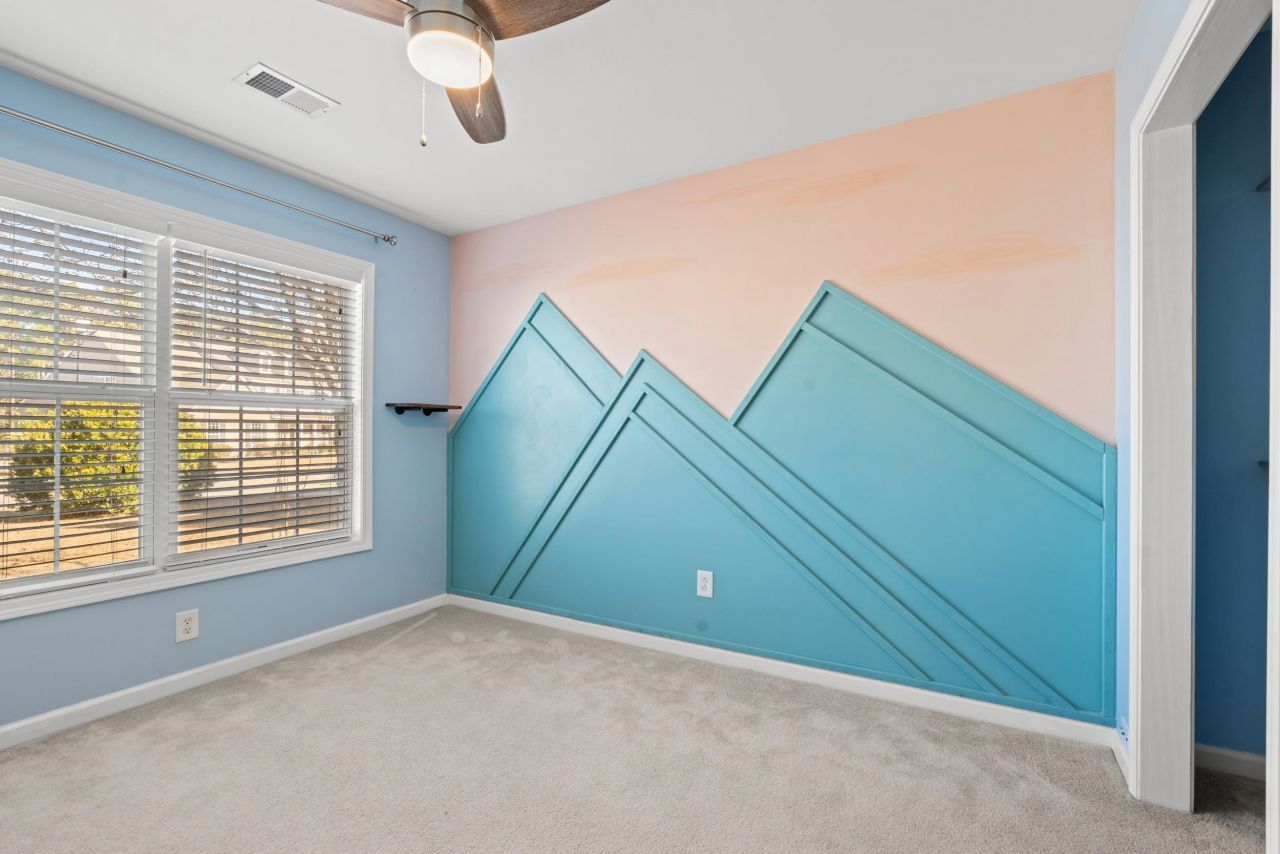 2487 Windmill Way Photo 27