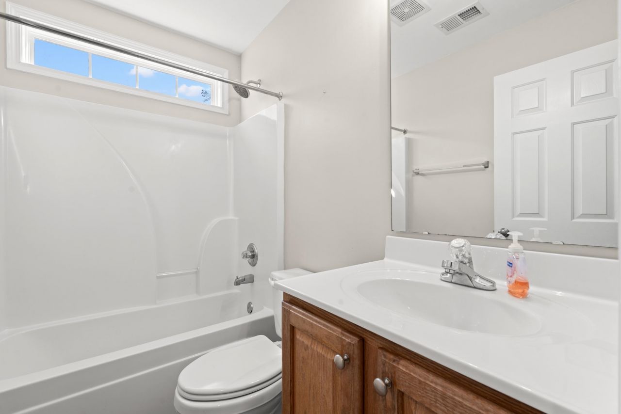 2487 Windmill Way Photo 29