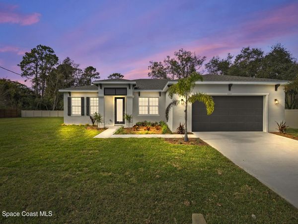 655 Vine Street, Melbourne, FL 32904