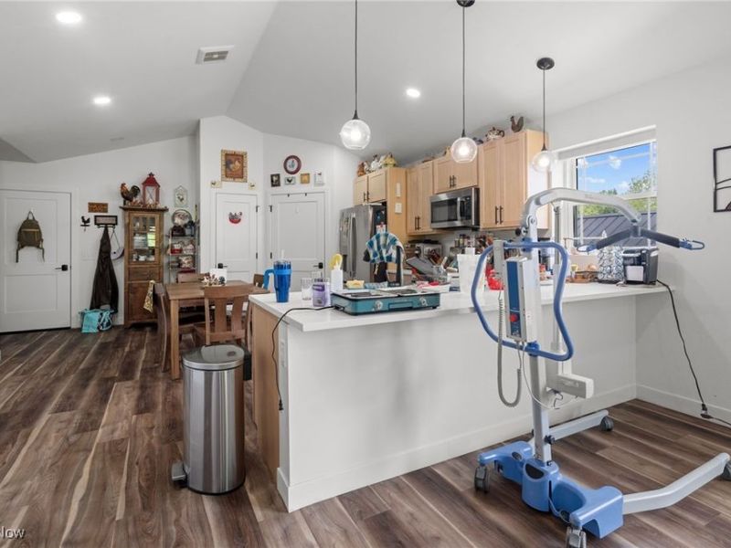 1031 Sycamore Lane, Millersburg, OH 44654 Photo 10