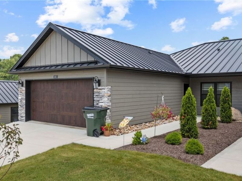 1031 Sycamore Lane, Millersburg, OH 44654 Photo 2