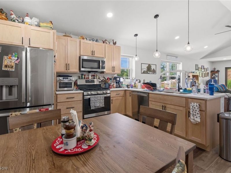 1031 Sycamore Lane, Millersburg, OH 44654 Photo 9