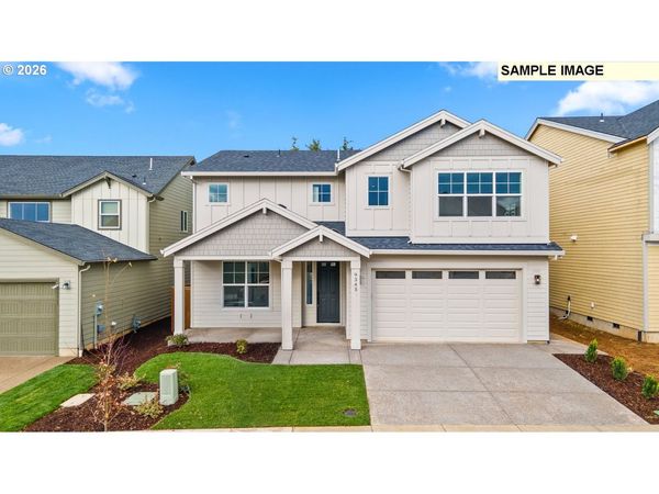 8823 SW Peoria LN, Tualatin, OR 97062