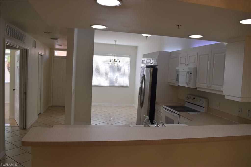2350 Hidden Lake Ct, Unit 8513, Naples, FL 34112 Photo