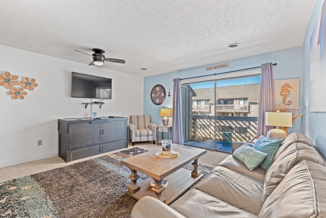 204 Maison Dr. Photo 10