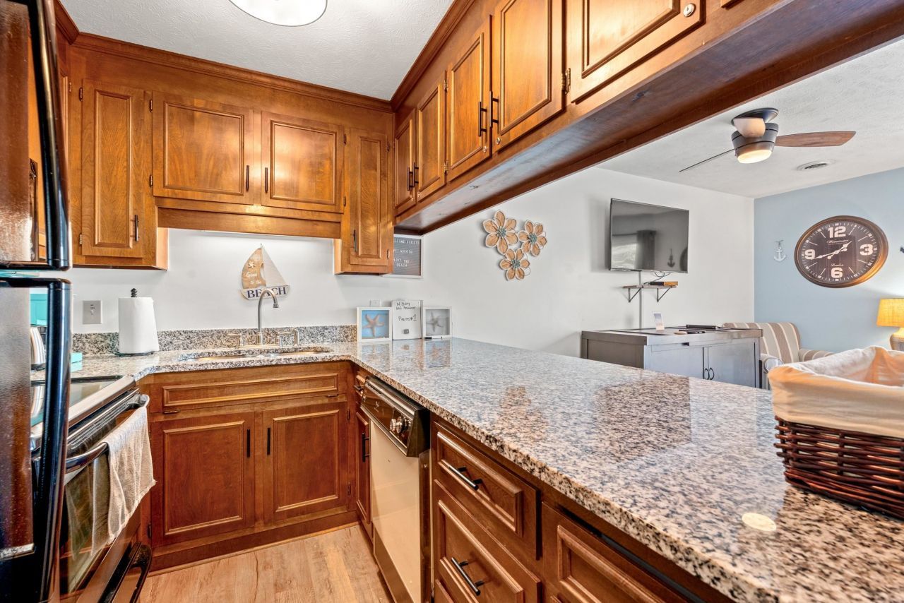 204 Maison Dr. Photo 12