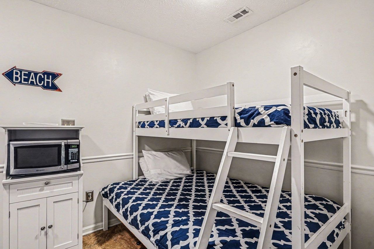 2710 S Ocean Blvd. Photo 12