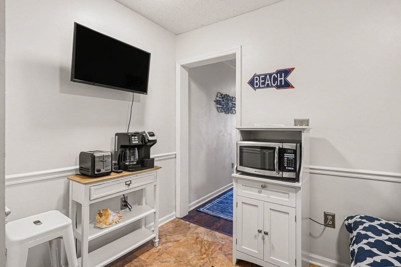 2710 S Ocean Blvd. Photo 9