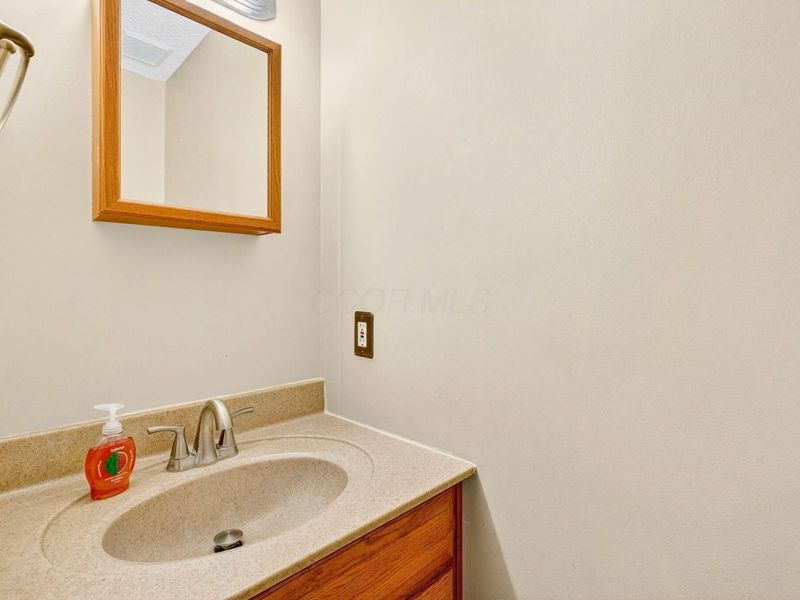 6495 Saylor Street , Canal Winchester, OH 43110 Photo 15