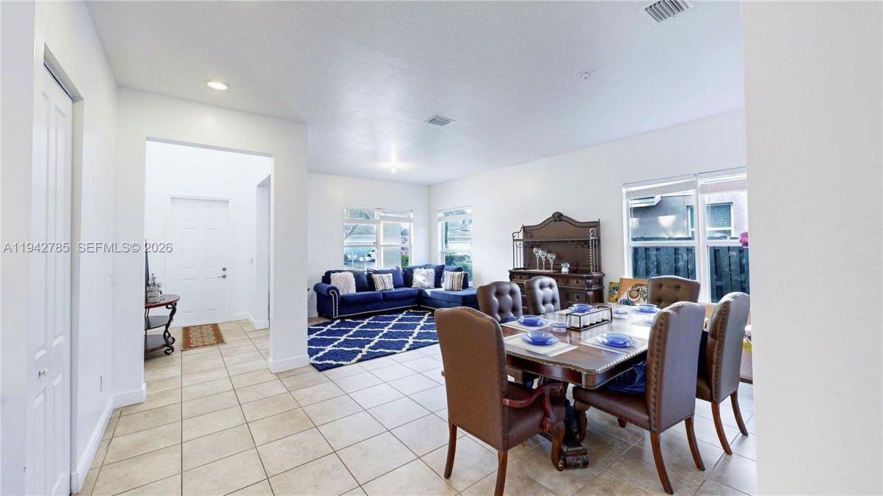 231 NE 33rd Ter, Homestead, FL 33033 Photo