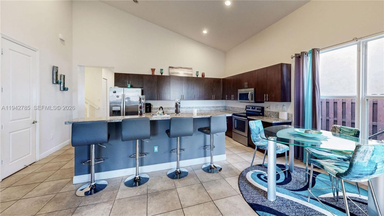 231 NE 33rd Ter, Homestead, FL 33033 Photo