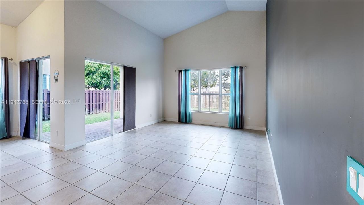 231 NE 33rd Ter, Homestead, FL 33033 Photo