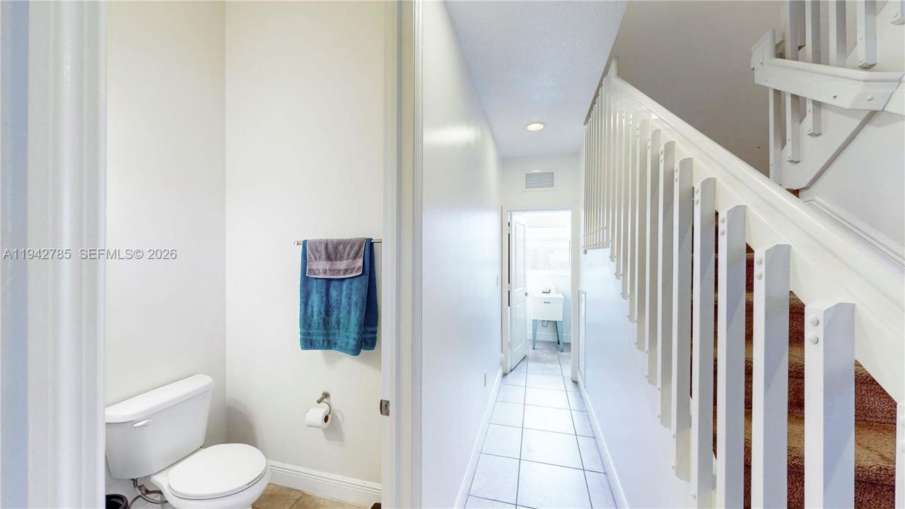 231 NE 33rd Ter, Homestead, FL 33033 Photo