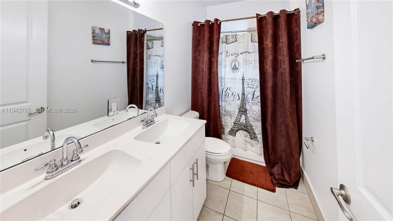 231 NE 33rd Ter, Homestead, FL 33033 Photo