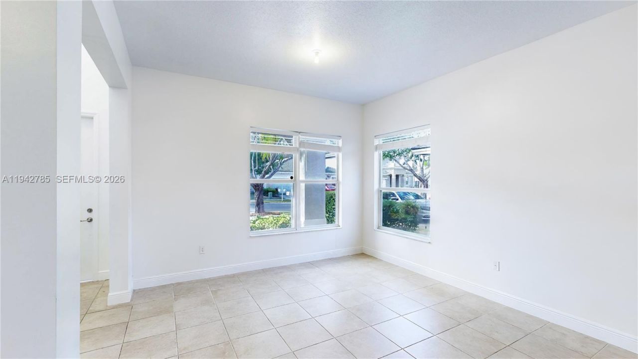 231 NE 33rd Ter, Homestead, FL 33033 Photo