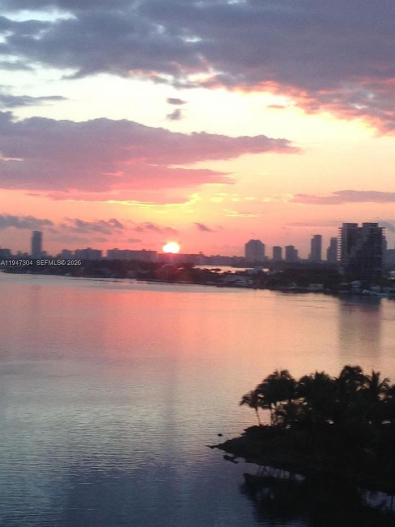 2020 N Bayshore Dr, Unit 1007, Miami, FL 33137 Photo