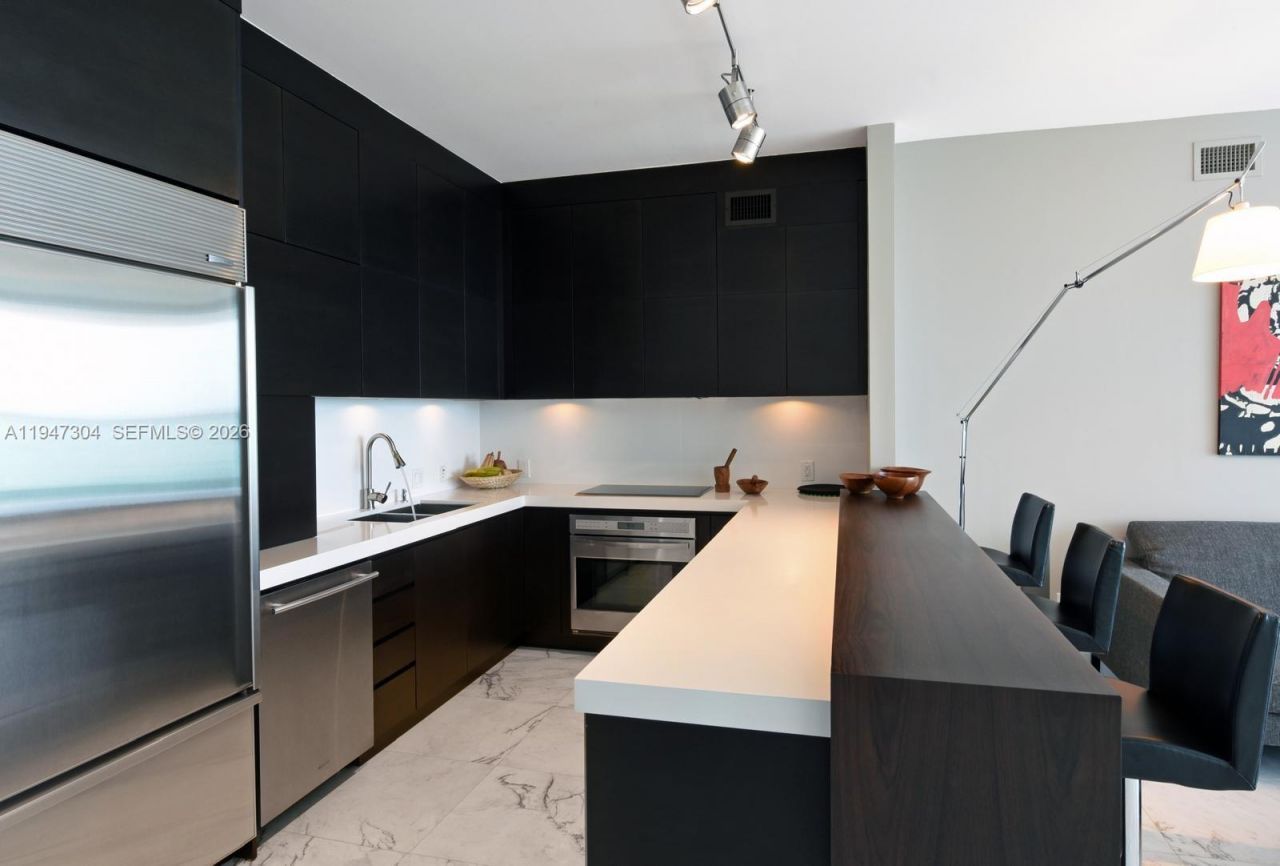 2020 N Bayshore Dr, Unit 1007, Miami, FL 33137 Photo