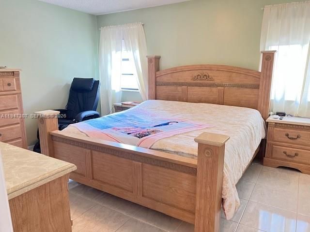 905 NW 107th Ave , Pembroke Pines, FL 33026 Photo