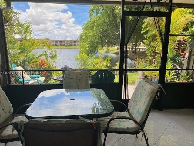 905 NW 107th Ave , Pembroke Pines, FL 33026 Photo