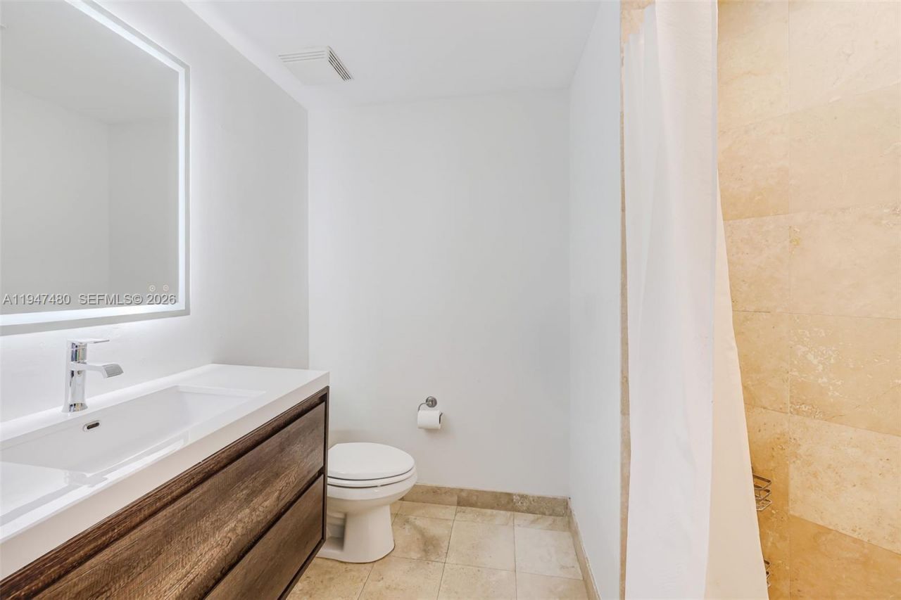 350 S Miami Ave, Unit 2104, Miami, FL 33130 Photo