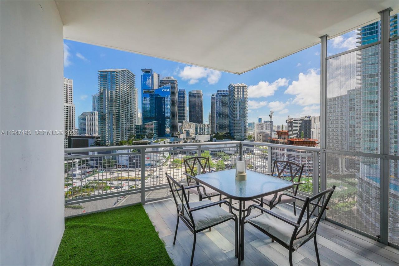 350 S Miami Ave, Unit 2104, Miami, FL 33130 Photo