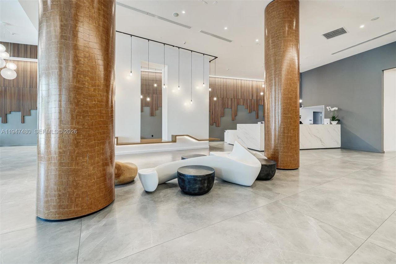 350 S Miami Ave, Unit 2104, Miami, FL 33130 Photo