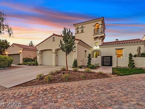 11824 Kingsbarns Court, Las Vegas, NV 89141
