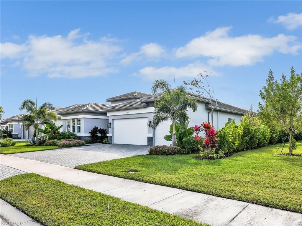 12056 Oleander Ave, Naples, FL 34120 Photo