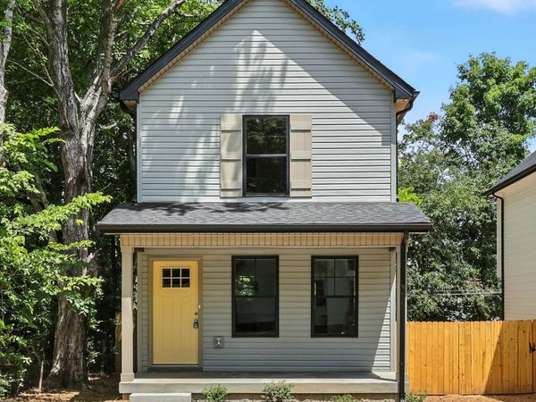 1227 Greenfield Dr , Clarksville, TN 37040