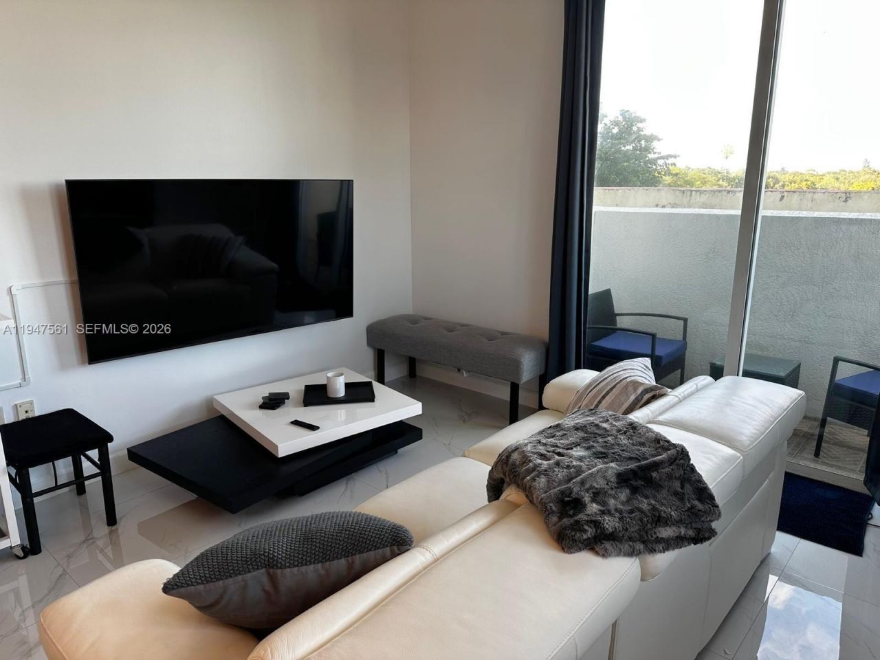 3000 Coral Way, Unit 421, Miami, FL 33145 Photo